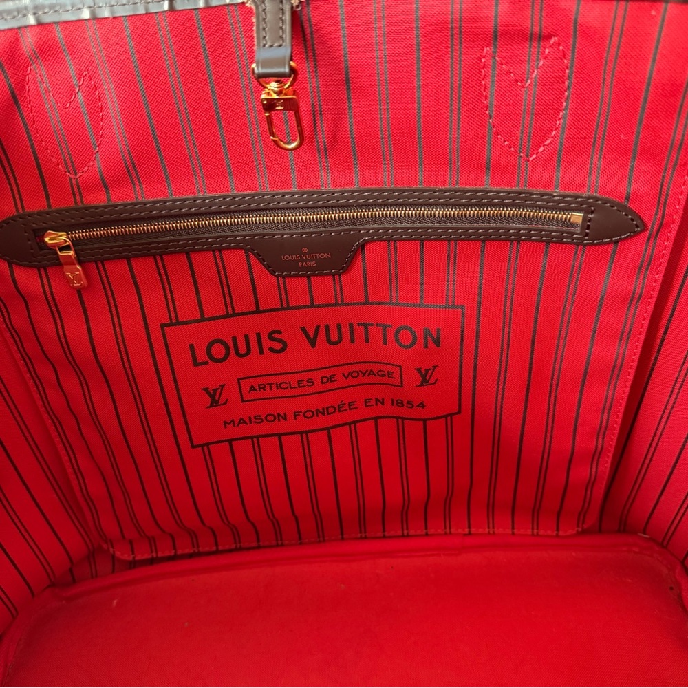 Authentic Louis Vuitton Neverfull GM - Picture 5 of 14